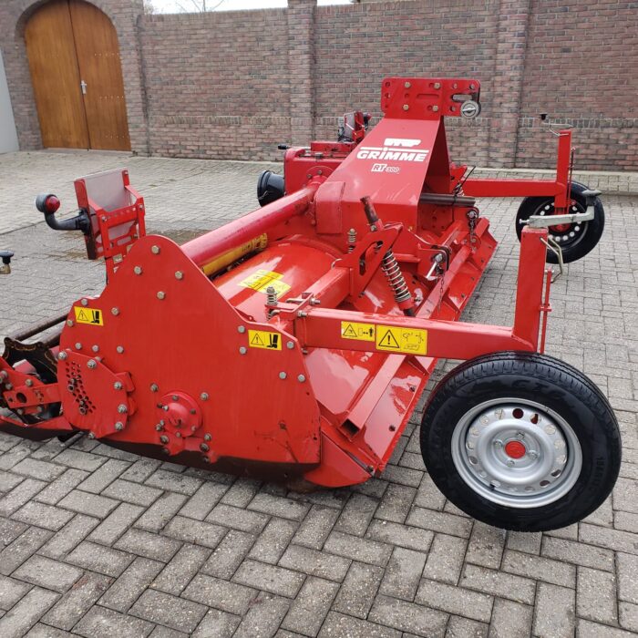 Spulchniacz Grimme - widok z tyłu