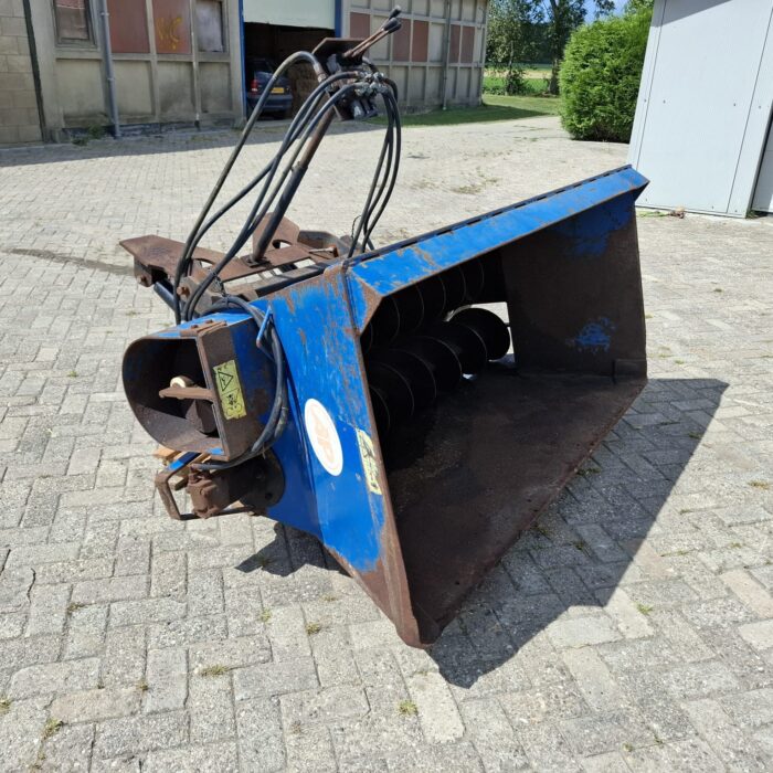 Łyżka paszowa AP używana - oferta sprzedaży