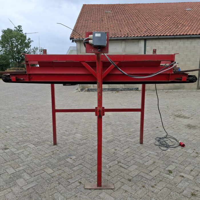 Przenośnik do napełniania skrzyń - widok z boku