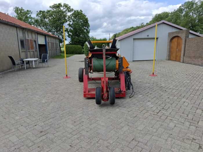 Usypywacz pryzm Miedema 10,5 m - obrazek 4