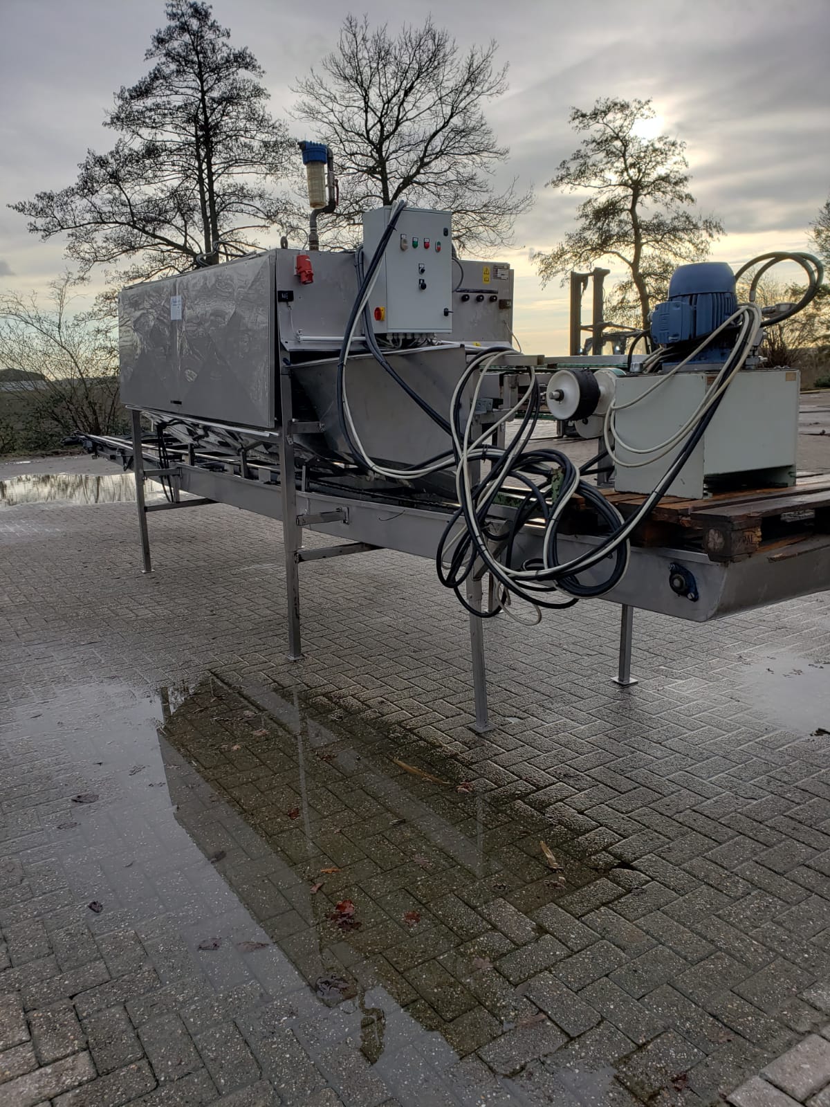 Myjka do pora - widok z lewej strony