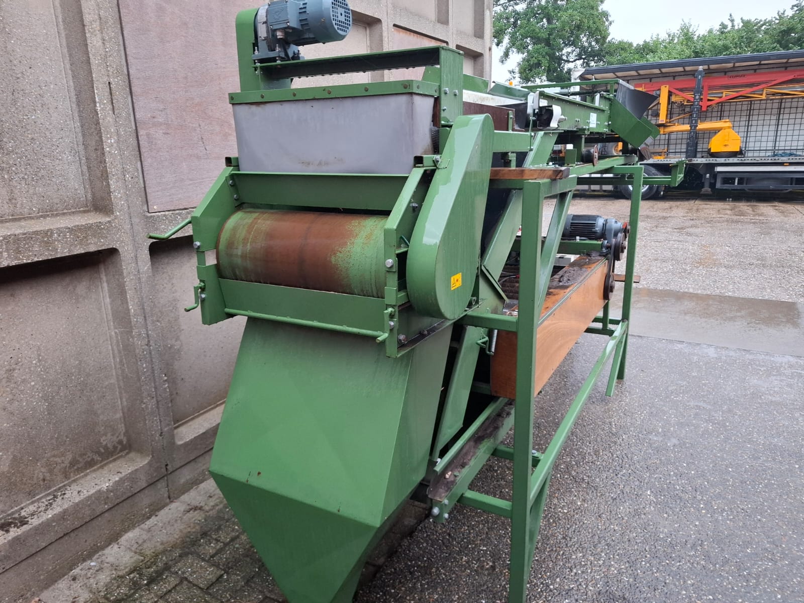 Szczotkarka/odkamieniacz 2 w 1